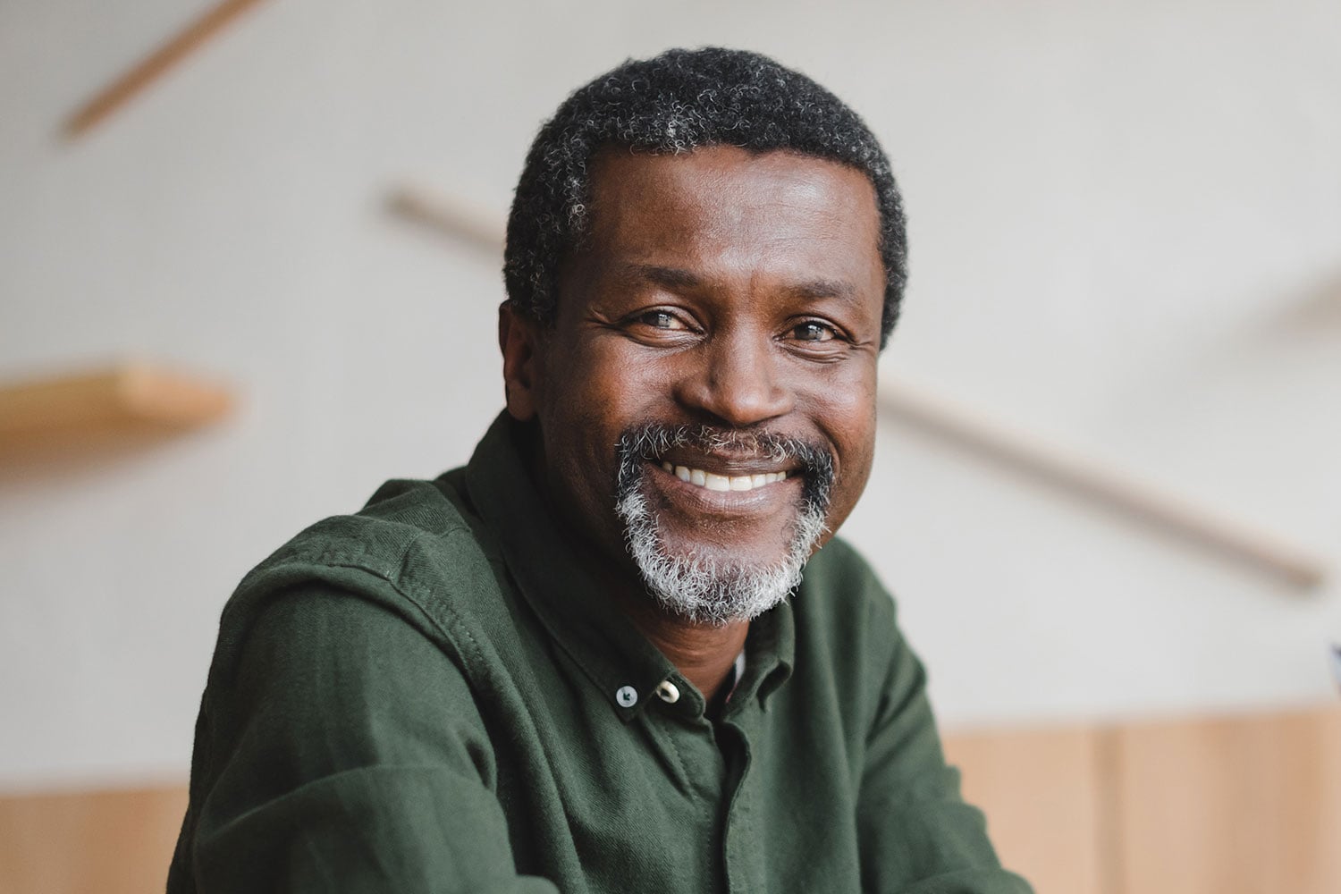Transition from traditional dentures with the gold standard for replacing missing teeth with dental implants in Orland Park, IL. Correct Traditional Dentures in Orland Park, IL